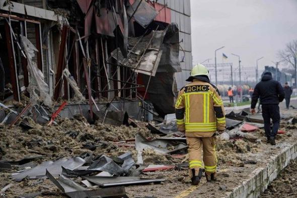 غارات جوية تستهدف مناطق في أوكرانيا