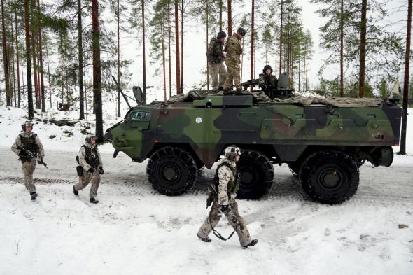 الإندبندنت: نحن في حالة حرب مع روسيا، وبريطانيا هي من يجب أن تقود الجهود الحربية