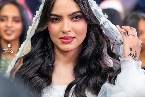 شاهد بالصورة.. عروس الفنان أحمد أمين تواصل خطف الأضواء على مواقع التواصل والجنس اللطيف يعترف بجمالها: (واقعة من مسلسل تركي والنصيحة بعيدة شديد وما بتشبهنا)