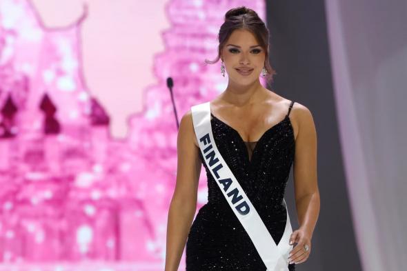 صورة قلبت الموازين رأسًا على عقب، ملكة جمال فنلندا تفقد لقبها…شاهدوا الصّورة واحكموا