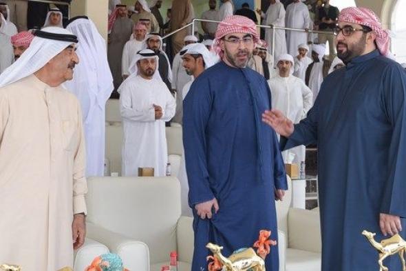 حاكم أم القيوين يشهد منافسات اليوم الختامي من مهرجان أم القيوين لسباقات الهجن العربية الأصيلة