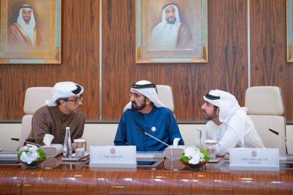 محمد بن راشد يترأس اجتماع مجلس الوزراء بقصر الوطن بأبوظبي