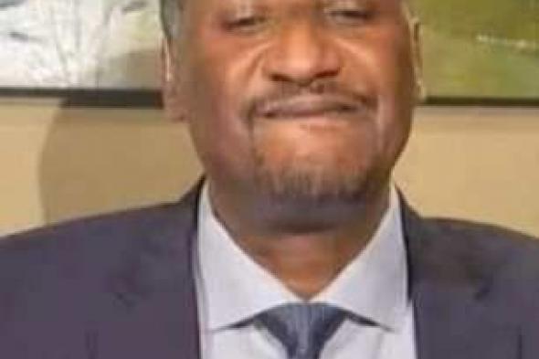 شاهد بالفيديو.. عبد الرحيم دقلو يخاطب جنود الدعم السريع: (أنا ما بوديكم تأكلوا بسكويت وفي ضبط وربط الكلام دا واضح؟)