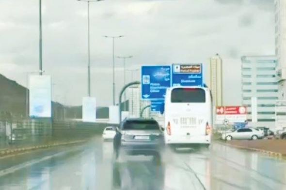 «الأرصاد»: أمطار على مناطق متفرقة في الدولة