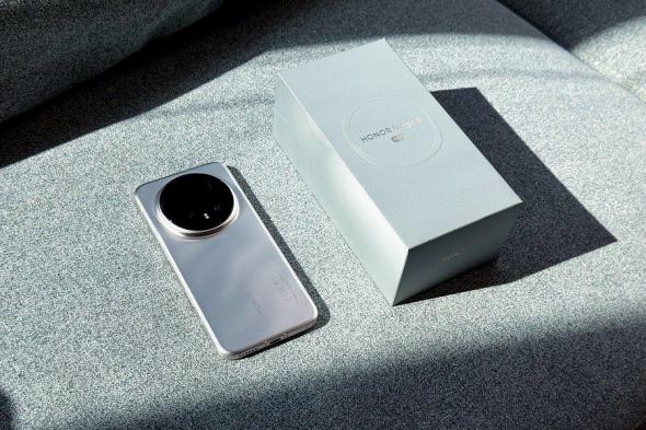 تكنولوجيا: HONOR Magic8 Pro : هاتف ينسجم بسلاسة مع إيقاع حياتك اليومية