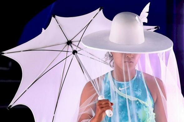 أوساكا بعد إطلالتها اللافتة في ملبورن "أنا غريبة قليلا"