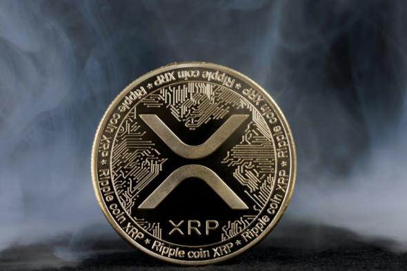 عملة XRP لم تنكسر بعد: لكن ضغوط البيع ما زالت قائمة رغم مؤشرات التماسك