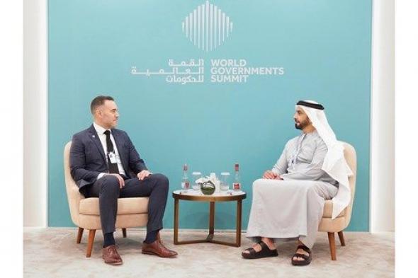 سيف بن زايد يلتقي الرئيس التنفيذي لمؤسسة غالوب