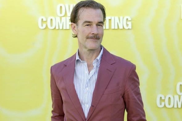 هوليوود تودّع جيمس فان دير بيك… نجم “Dawson’s Creek” يرحل بعمر ٤٨