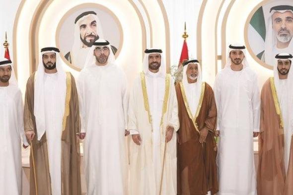 نائب حاكم أم القيوين يحضر حفل زفاف عبدالعزيز بن فيصل القاسمي