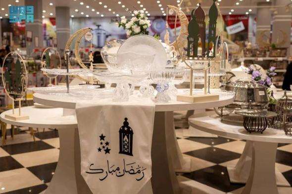 أسواق تبوك تشهد وفرة في السلع وإقبالا متزايدا