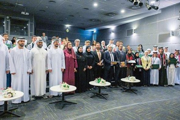 جامعة الشارقة والبرلمان العربي للطفل يخرجان 78 من برنامج «مهارات العمل البرلماني»