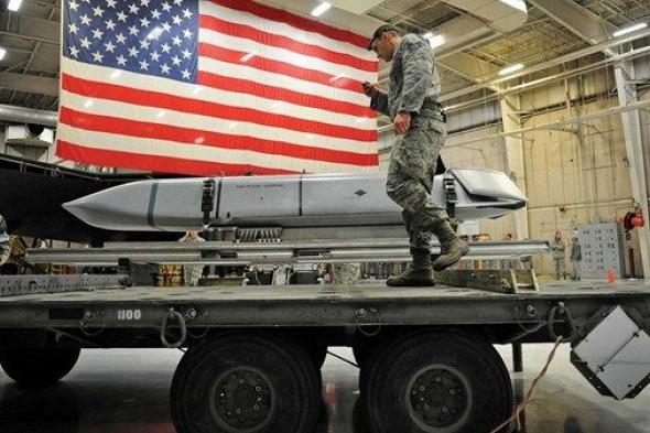 أميركا تبحث مسألة السلاح النووي مع روسيا والصين