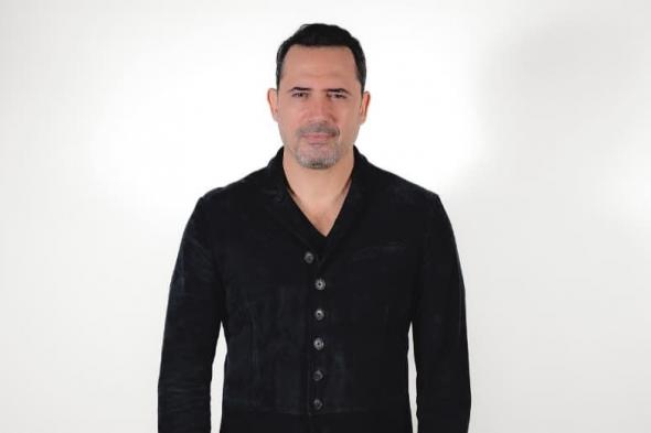 ظافر العابدين يدافع عن منى زكي، يردّ على نصيحة إياد نصار ويكشف سبب غياب مسلسله مع نادين نجيم