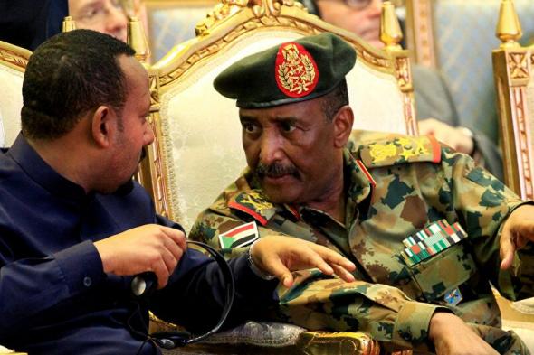 البرهان يكشف: أسلحة تتدفق للدعم السريع عبر إثيوبيا.. وآبي أحمد يتجاهل دعواتي