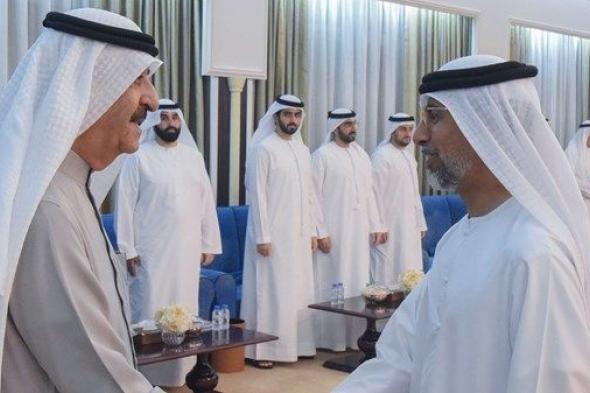 حاكم أم القيوين يستقبل وزير الطاقة وجموع المهنئين بشهر رمضان