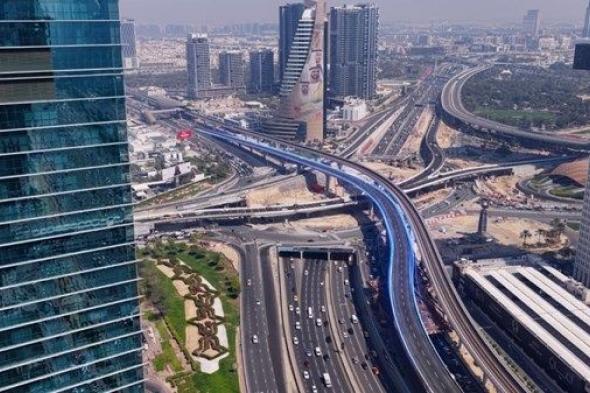 «طرق دبي» تفتتح جسراً بطول 1000 متر يربط بين شارعي الشيخ زايد والشيخ خليفة بن زايد