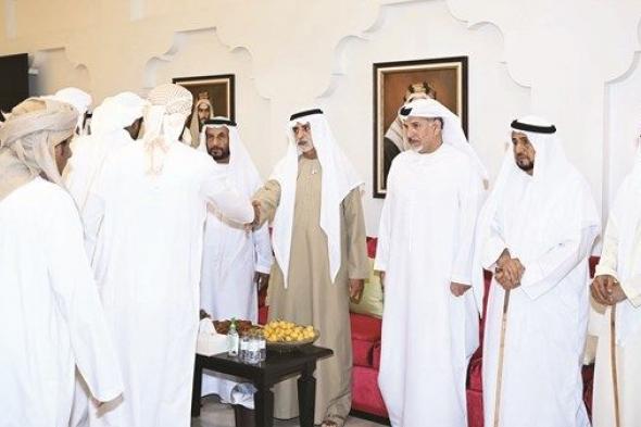 نهيان بن مبارك يعزي في وفاة عوشة القبيسي