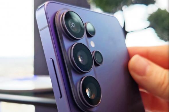 تكنولوجيا: كاميرا Galaxy S26 Ultra تتحسن لكنها لا تتفوق على iPhone 17 Pro