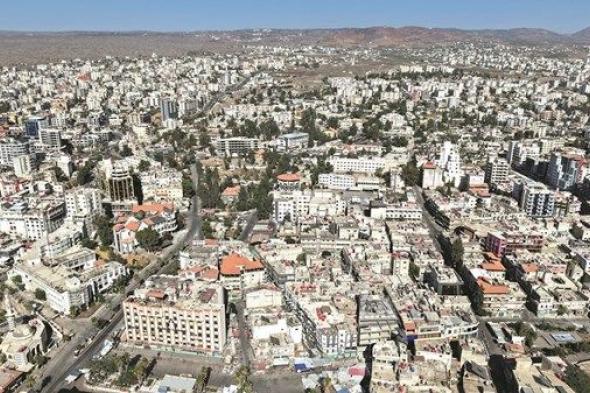 إسرائيل تقصف بنى عسكرية في سوريا.. ودمشق تندّد