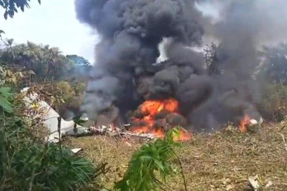 عشرات القتلى إثر تحطم طائرة في كولومبيا