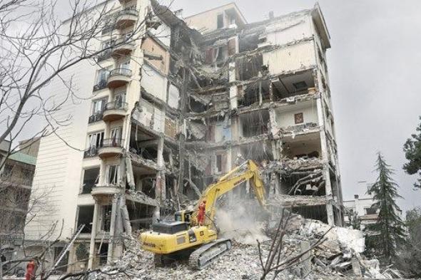 إسرائيل توسع ضرباتها الجوية ضد إيران