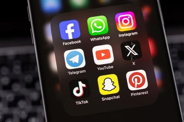 إندونيسيا تعلن حظر وسائل التواصل الاجتماعي للأطفال دون 16 عاماً