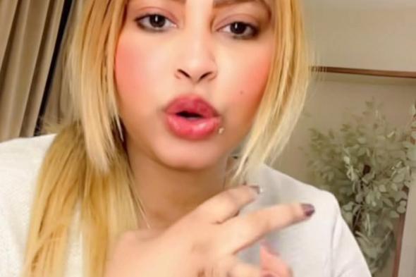 شاهد بالصورة والفيديو.. مشجعة الهلال الحسناء “سماحة” تطالب إدارة ناديها بتقديم “رشاوي” للحكام من أجل الفوز بالبطولة الأفريقية وتشكر “أبو عشرين”