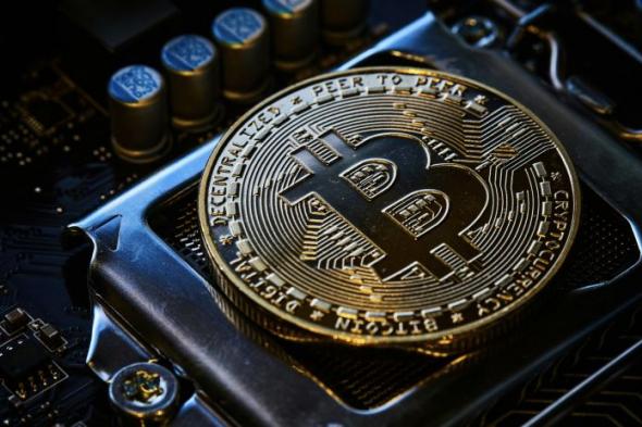 تحذير حول سعر البيتكوين: هذا الأسبوع سيكون حافل بالأحداث مع دخول الحرب شهرها الثاني