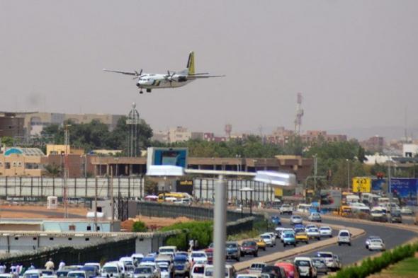 إطفاء أنوار المطار..!