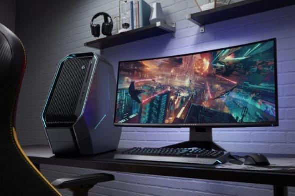 كيف يمكن السماح بدخول 10 ثلاجات و10 شاشات ضمن العفش الشخصي لأسرة واحدة؟!