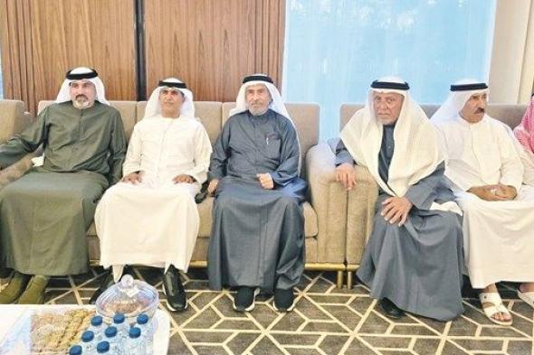 سالم بن سلطان القاسمي يعزي في وفاة مريم حسين تهلك بدبي