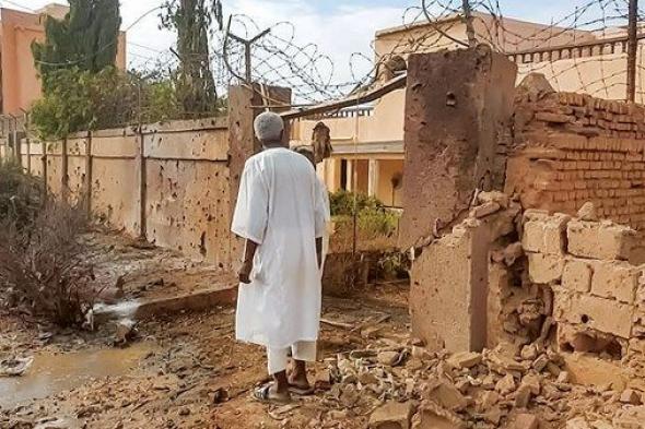 تحذيرات من انهيار واسع للخدمات الطبية بالسودان