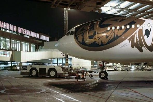 البحرين تُعيد فتح مجالها الجوي
