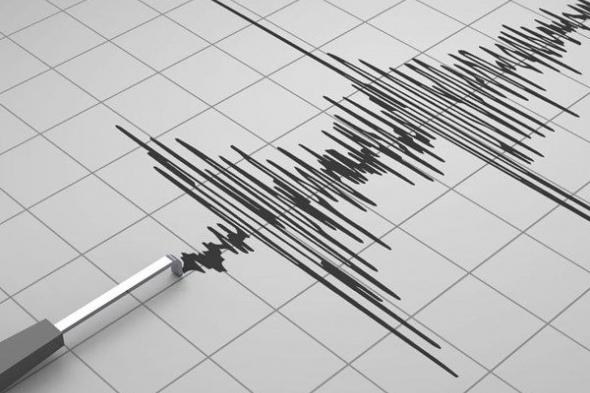 زلزال في إندونيسيا يوقع 20 جريحاً ويلحق أضراراً بعشرات المنازل