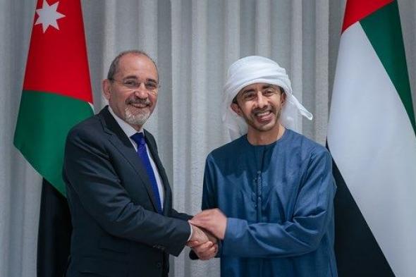 عبدالله بن زايد يستقبل أيمن الصفدي ويبحثان العلاقات الأخوية والتطورات في المنطقة