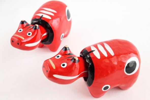 اليابان | قصة أكابيكو: البقرة الحمراء التي أصبحت أيقونة في فوكوشيما