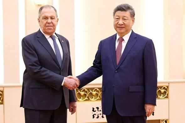 الرئيس الصيني يلتقي وزير الخارجية الروسي في بكين