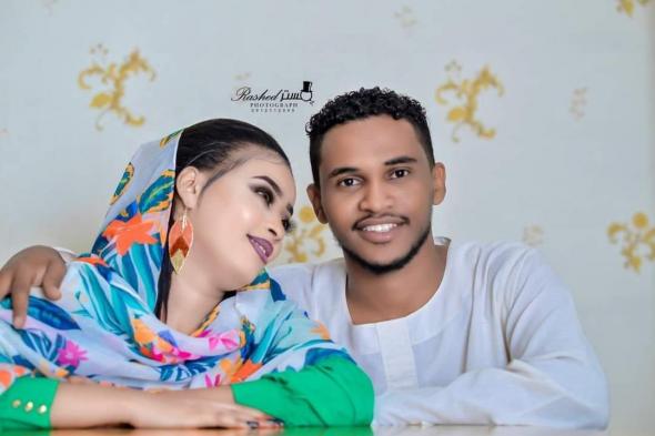 شاهد بالفيديو.. العازف إيهاب شيكو يدافع عن طليقته إيمان الشريف: (زولة نجمة وزولة ثابتة وأقول للرجرجة والدهماء أمشوا لدكاترة نفسيين أو شيخ الدمازين)