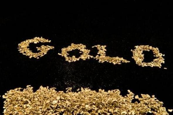 تراجع الذهب مع تصاعد مخاوف التضخم وارتفاع الدولار والنفط