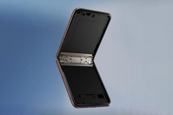 تكنولوجيا: هاتف Motorola Razr 70 Ultra يظهر في صور رسمية مسربة