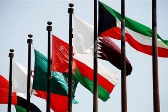 بدائل دول الخليج لإنقاذ اقتصادهم بعيدا عن مضيق هرمز
