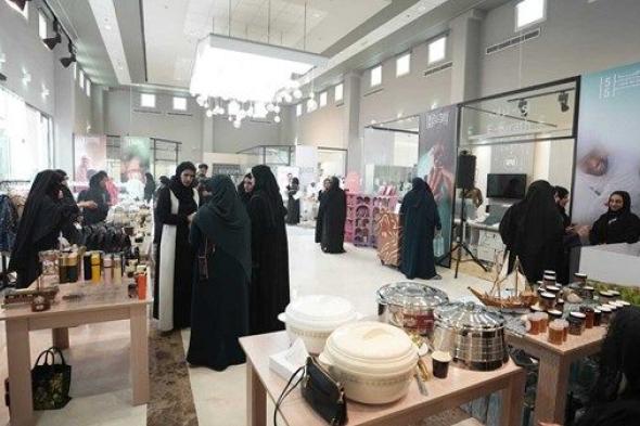 «الشارقة للتراث» يدعم الأسر المنتجة لتعزيز استدامة الحِرف التقليدية والهوية الثقافية