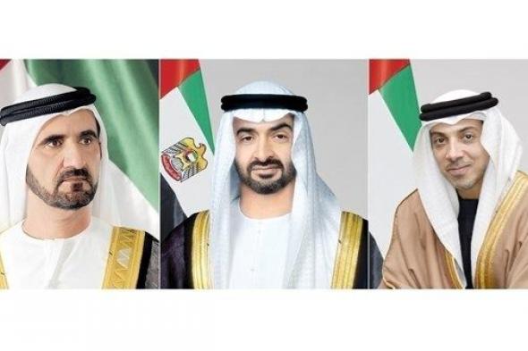 رئيس الدولة ونائباه يعزون أمير قطر بوفاة عبدالله بن حمد العطية