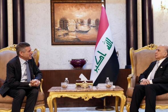 وزير الخارجية للقائم بالأعمال الأمريكي: العراق تأثر بتداعيات الحرب في المنطقة وإغلاق هرمز