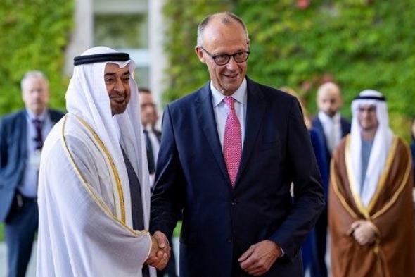 رئيس الدولة: بحثت مع المستشار الألماني العمل لتطوير علاقات البلدين