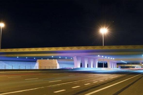 بلدية أبوظبي تخفّض انبعاثات شبكة الإنارة 79%